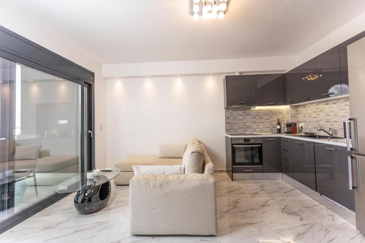 The Sea View Apartment Polychrono Exterior photo